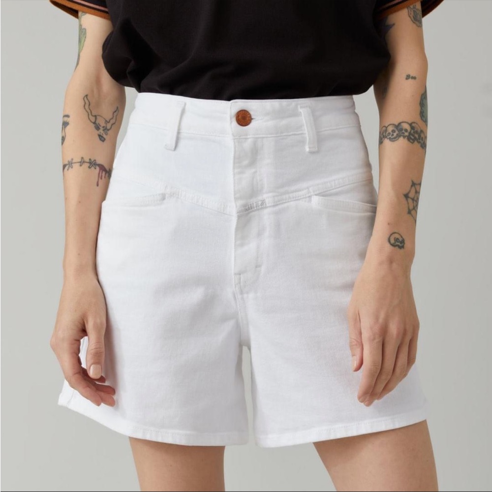 Closed Worker 85’ Short